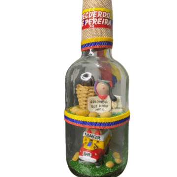 botella-trasparente-recordatorio-colombiano
